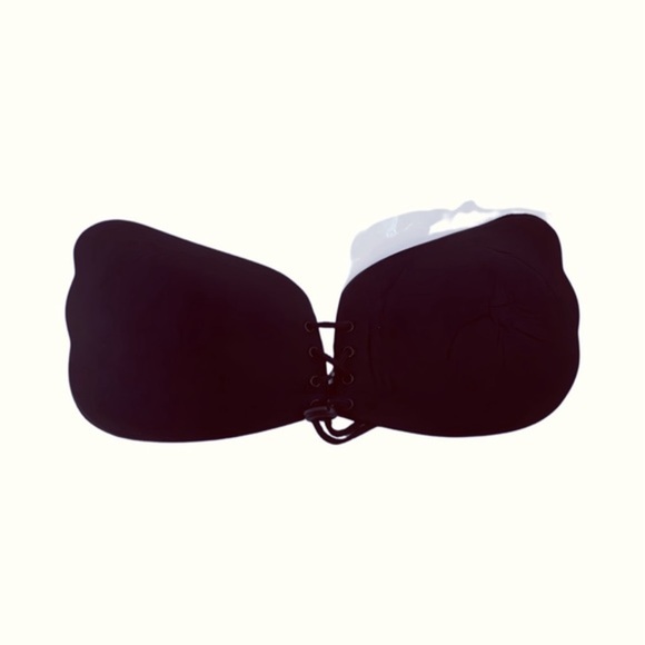 Invisible Lift: Black Strapless Adhesive Bra - Size B - Picture 4 of 6